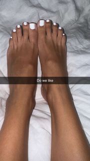 Scarlet Vas feet photo thumbnail