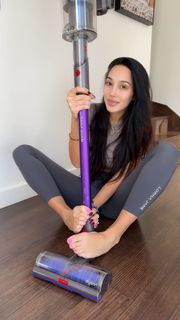 Scarlet Vas feet photo thumbnail