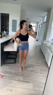 Scarlet Vas feet photo thumbnail