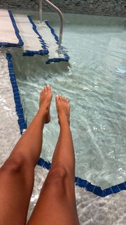 Scarlet Vas feet photo thumbnail