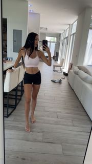 Scarlet Vas feet photo thumbnail