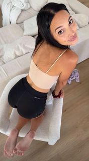Scarlet Vas feet photo 14
