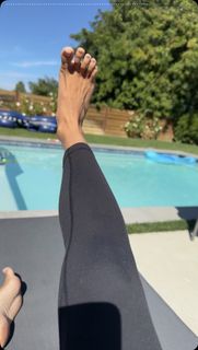 Scarlet Vas feet photo 8