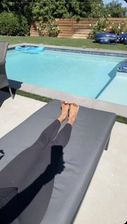 Scarlet Vas feet photo 3