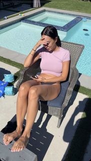 Scarlet Vas feet photo 3