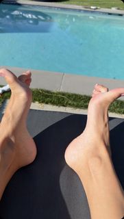 Scarlet Vas feet photo 2