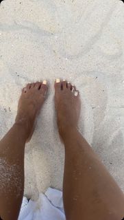 Scarlet Vas feet photo 3