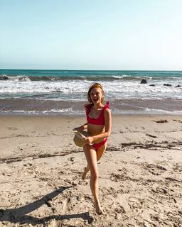 Scarlett DeMeo feet photo 3