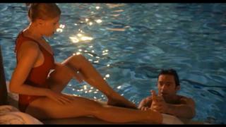 Scarlett Johansson feet photo thumbnail