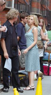 Scarlett Johansson feet photo thumbnail