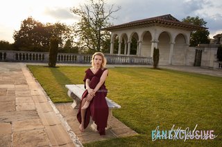 Scarlett Johansson feet photo thumbnail