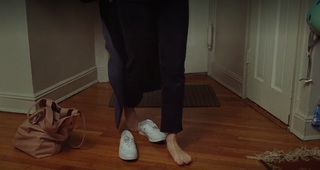 Scarlett Johansson feet photo thumbnail