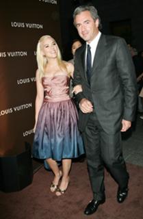 Scarlett Johansson feet photo thumbnail