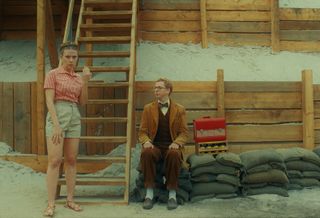 Scarlett Johansson feet photo thumbnail