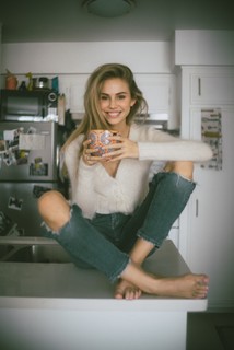Scarlett Leithold feet photo 8