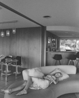 Scarlett Leithold feet photo 18