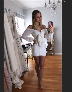 Scarlett Leithold feet photo 17