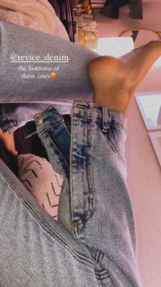 Scarlett Leithold feet photo 18