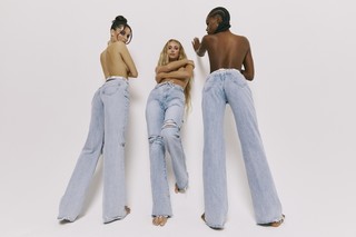 Scarlett Leithold feet photo 3