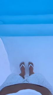 Scarlett Leithold feet photo 4