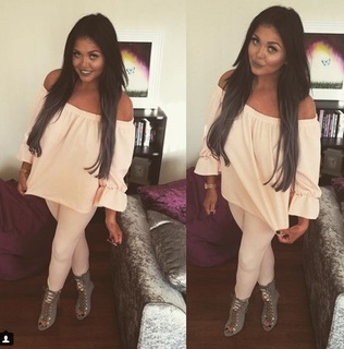Scarlett Moffatt feet photo 1