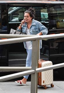 Scarlett Moffatt feet photo 2