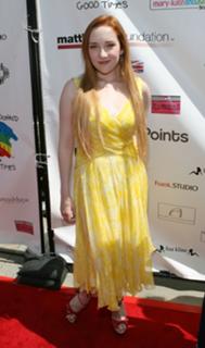 Scarlett Pomers feet photo 9