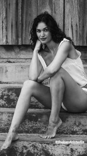 Scarlett Schoeffling feet photo 20