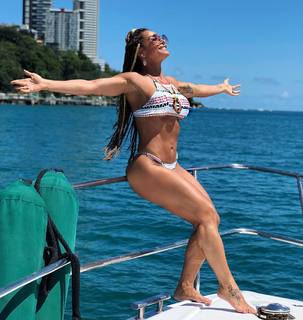 Scheila Carvalho feet photo 4