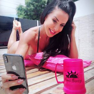 Scheila Carvalho feet photo 3