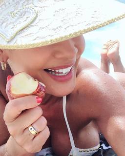 Scheila Carvalho feet photo 17