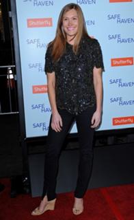 Schuyler Fisk feet photo 9
