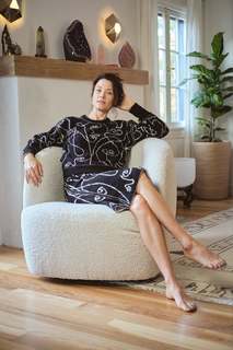 Scottie Thompson feet photo thumbnail