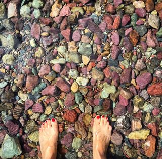 Scottie Thompson feet photo 1