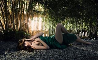 Scout Taylor-Compton feet photo thumbnail