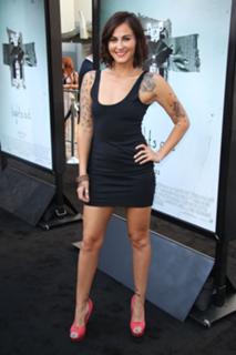 Scout Taylor-Compton feet photo thumbnail