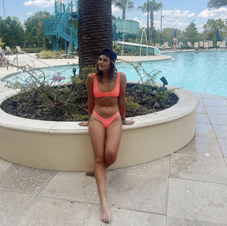 Scout Taylor-Compton feet photo thumbnail