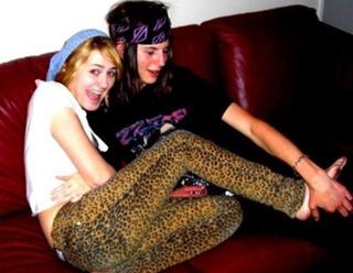 Scout Taylor-Compton feet photo thumbnail