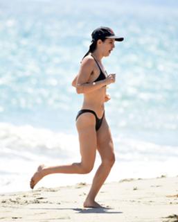 Scout Willis feet photo 4