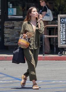 Scout Willis feet photo 2