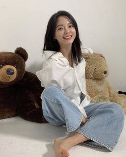 Se-Jeong Kim feet photo 1