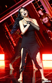 Se-Jeong Kim feet photo 12