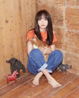 Se-Jeong Kim feet photo 3