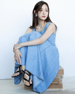 Se-Jeong Kim feet photo 18