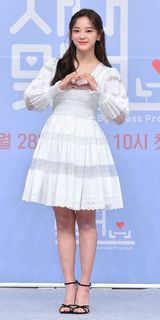 Se-Jeong Kim feet photo 14