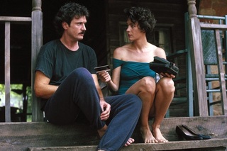 Sean Young feet photo thumbnail