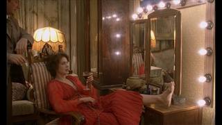 Sean Young feet photo thumbnail