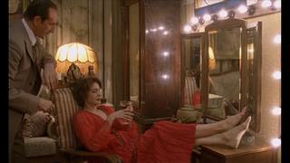Sean Young feet photo thumbnail