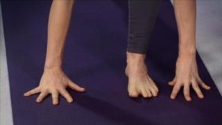 Seane Corn feet photo 11