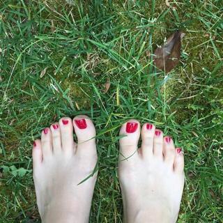 Seda Bakan feet photo thumbnail